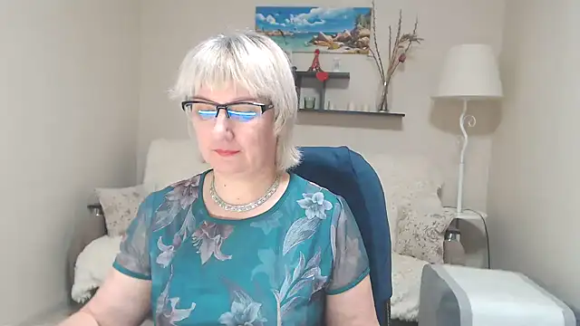 FleurMays online show from 9, 2, 2025