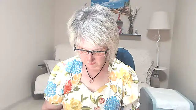FleurMays online show from 20, 6, 2026