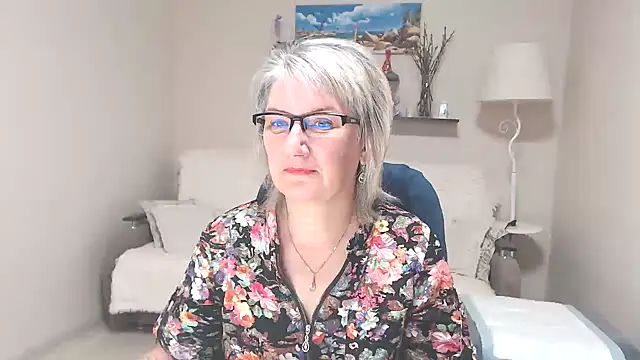 FleurMays online show from 23, 6, 2026