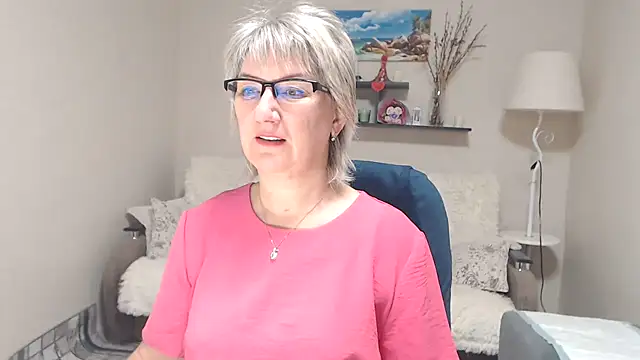 FleurMays online show from 4, 11, 2025