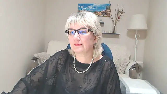 FleurMays online show from 26, 2, 2025