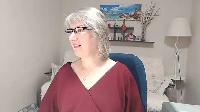 FleurMays online show from 5, 12, 2025