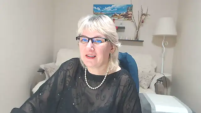 FleurMays online show from 26, 2, 2025