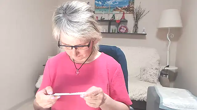 FleurMays online show from 7, 6, 2026