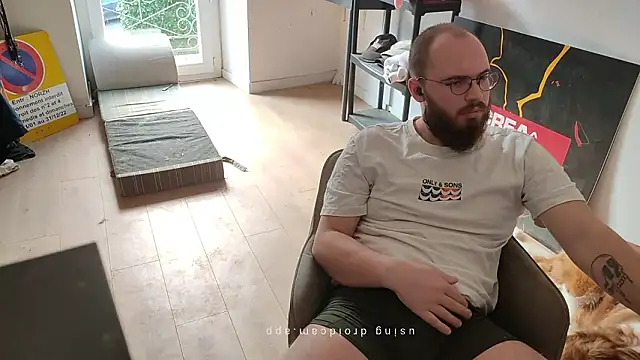 azagoul222 online show from 28, 2, 2026