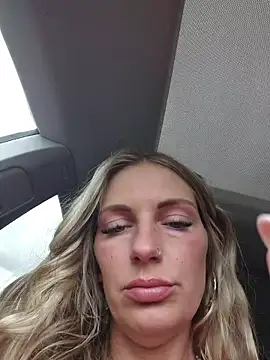 Lydie off online show from 17, 5, 2026