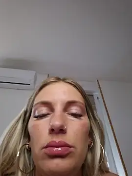 Lydie off online show from 24, 5, 2026