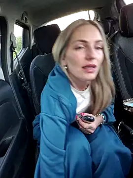 Lydie off online show from 25, 3, 2026