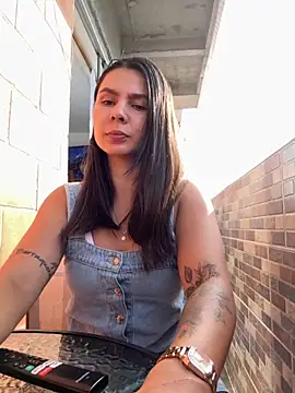 Snapshot of SofiaG_ chatting on 20, 10, 2025 SofiaG online show from 20, 10, 2025