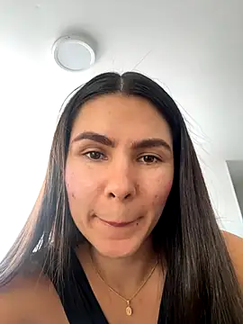 Snapshot of SofiaG_ chatting on 6, 11, 2025 SofiaG online show from 6, 11, 2025