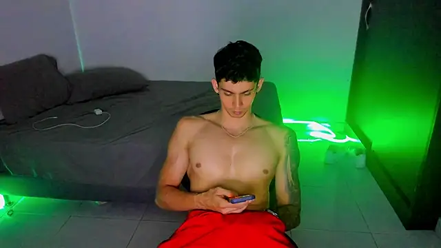 OliverBennet online show from 19, 2, 2025