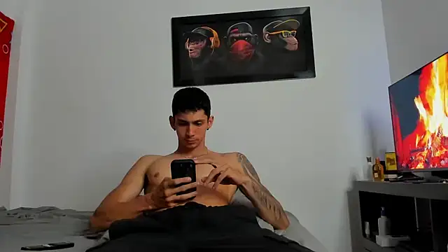 OliverBennet online show from 3, 10, 2025