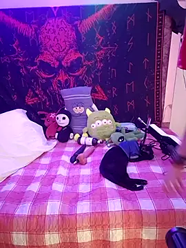 Snapshot of Sarah-Stoner chatting on 15, 7, 2026 Sarah-Stoner online show from 15, 7, 2026