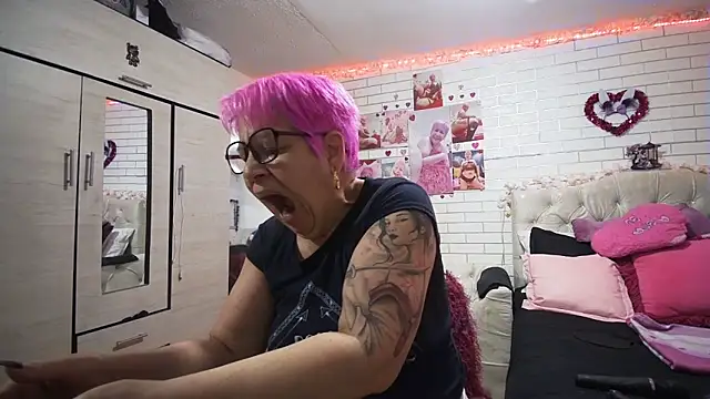 maturehot 65 online show from 28, 2, 2026