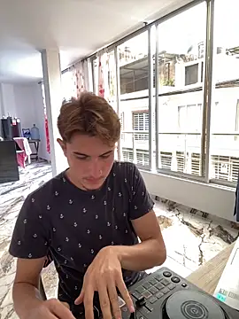 oliver Lz online show from 25, 2, 2026