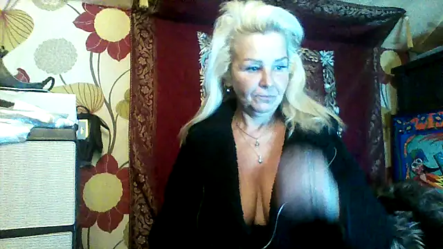 CassandraSandra44 online show from 12, 2, 2026
