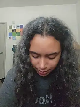 Snapshot of cinnaminnie chatting on 6, 6, 2026 cinnaminnie online show from 6, 6, 2026
