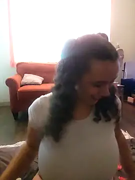 cinnaminnie online show from 5, 4, 2026