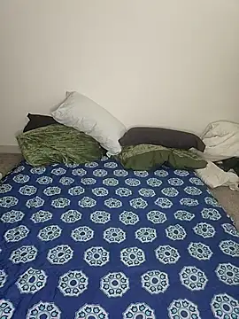 cinnaminnie online show from 25, 2, 2026