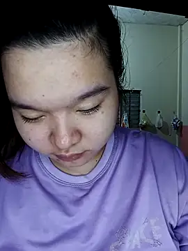 Snapshot of Thomgdee chatting on 12, 11, 2025 Thomgdee online show from 12, 11, 2025