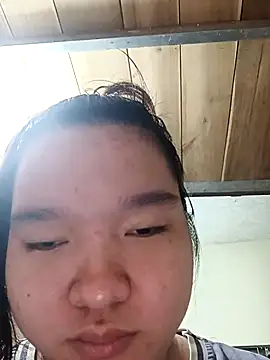 Snapshot of Thomgdee chatting on 24, 10, 2025 Thomgdee online show from 24, 10, 2025