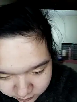 Snapshot of Thomgdee chatting on 28, 11, 2025 Thomgdee online show from 28, 11, 2025