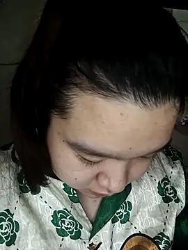 Snapshot of Thomgdee chatting on 3, 11, 2025 Thomgdee online show from 3, 11, 2025