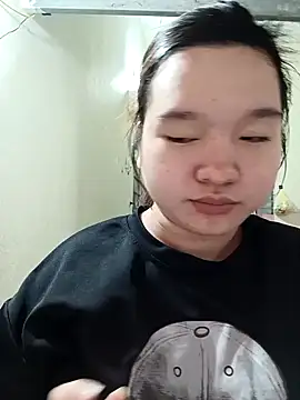 Snapshot of Thomgdee chatting on 30, 10, 2025 Thomgdee online show from 30, 10, 2025