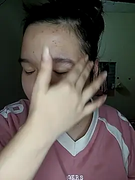 Snapshot of Thomgdee chatting on 15, 10, 2025 Thomgdee online show from 15, 10, 2025