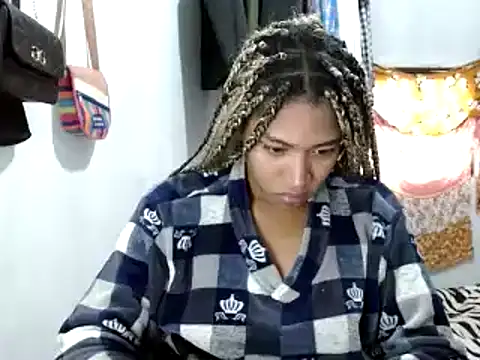 miriam775 online show from 8, 2, 2025