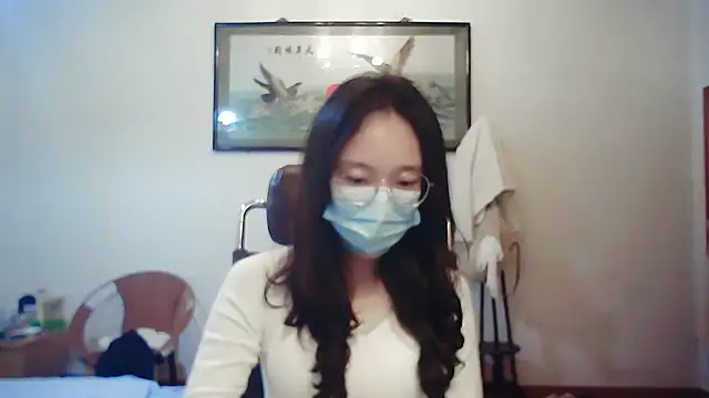 Snapshot of 2more-ss chatting on 26, 9, 2025 2more-ss online show from 26, 9, 2025