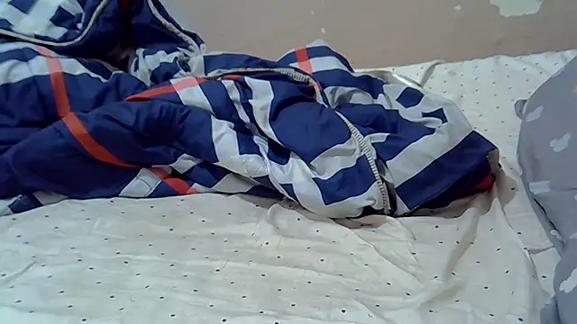 Snapshot of Just_Karu chatting on 18, 7, 2026 Just Karu online show from 18, 7, 2026
