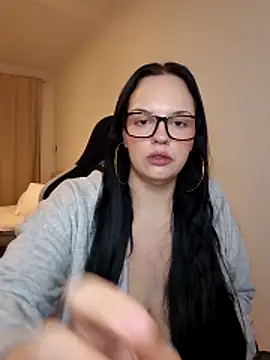 Jujuicy 97 online show from 5, 2, 2026