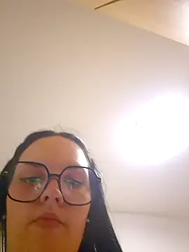 Snapshot of Jujuicy_97 chatting on 10, 6, 2026 Jujuicy 97 online show from 10, 6, 2026