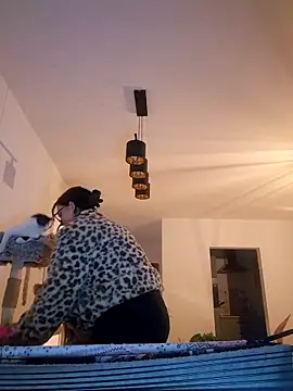 Jujuicy 97 online show from 16, 12, 2025