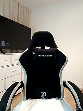 Jujuicy 97 online show from 16, 1, 2026