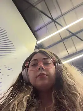 brooklynivy online show from 30, 6, 2026