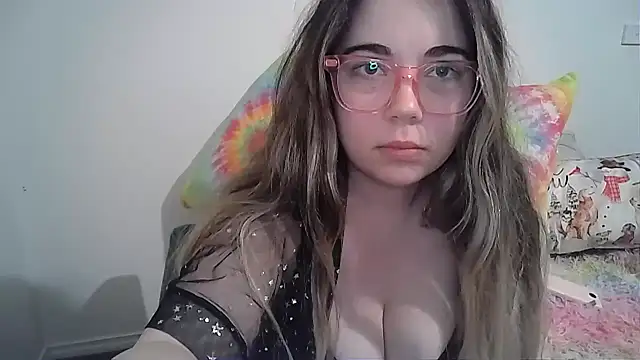 Snapshot of brooklynivy chatting on 23, 9, 2025 brooklynivy online show from 23, 9, 2025