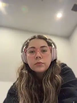 brooklynivy online show from 1, 7, 2026