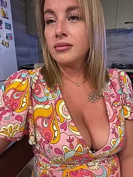 Cute Hot Alice online show from 27, 6, 2026