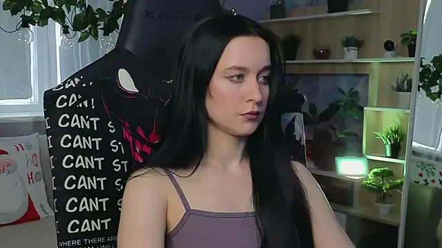 KiraLiLime online show from 15, 3, 2025