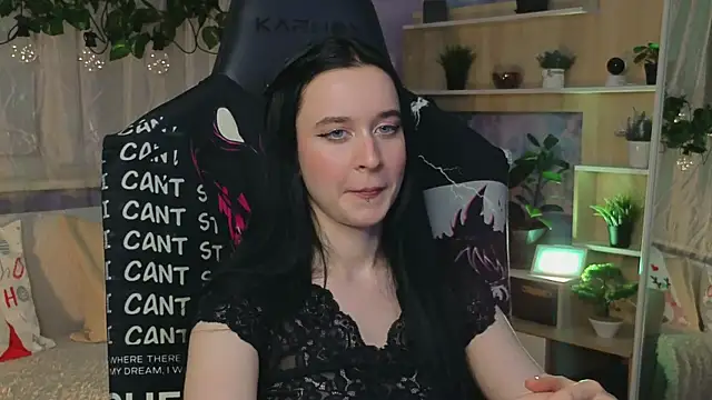 KiraLiLime online show from 9, 3, 2025