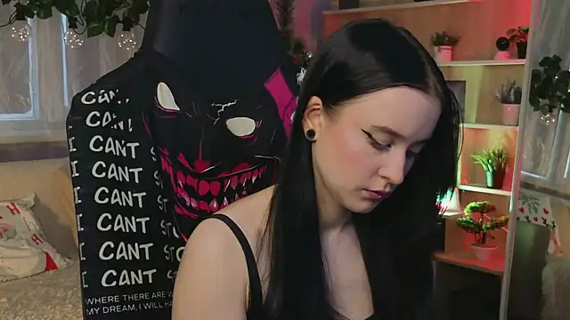 KiraLiLime online show from 6, 3, 2025