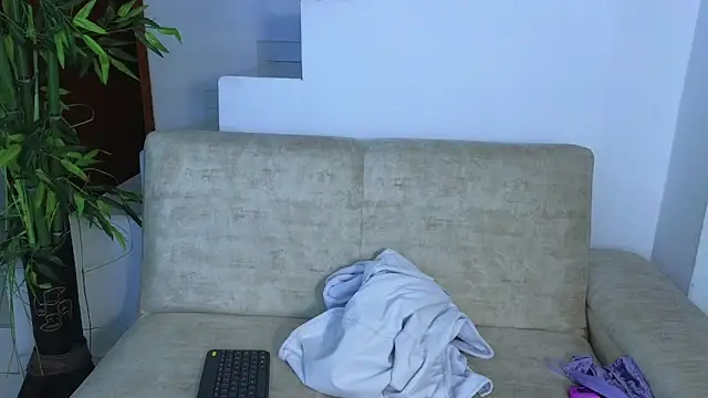 Lorenne Miller online show from 22, 10, 2025