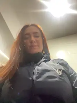 Snapshot of _KarolSmith chatting on 4, 3, 2025 KarolSmith online show from 4, 3, 2025