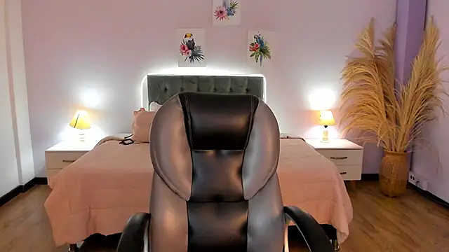  Charlotte evans 1 online show from 16, 11, 2025