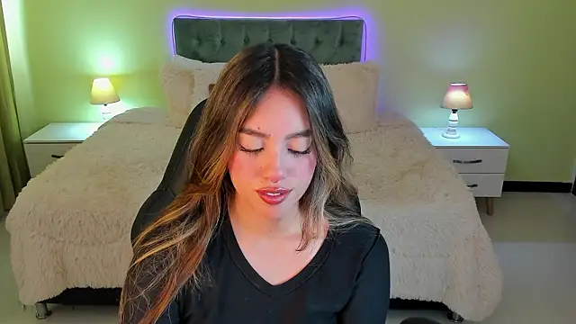  Charlotte evans 1 online show from 20, 3, 2026