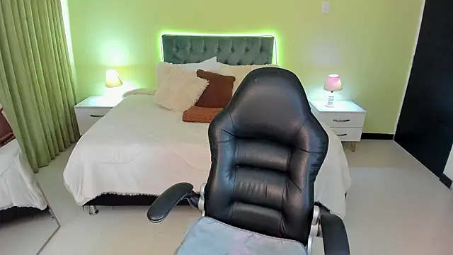  Charlotte evans 1 online show from 22, 3, 2026