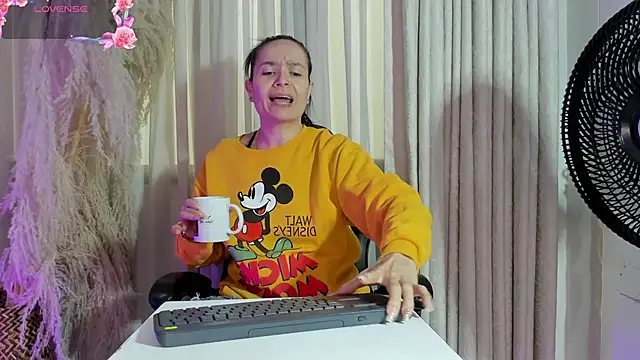 BridgetRodriguez online show from 7, 2, 2026