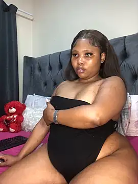 Anaelle24 online show from 21, 10, 2025